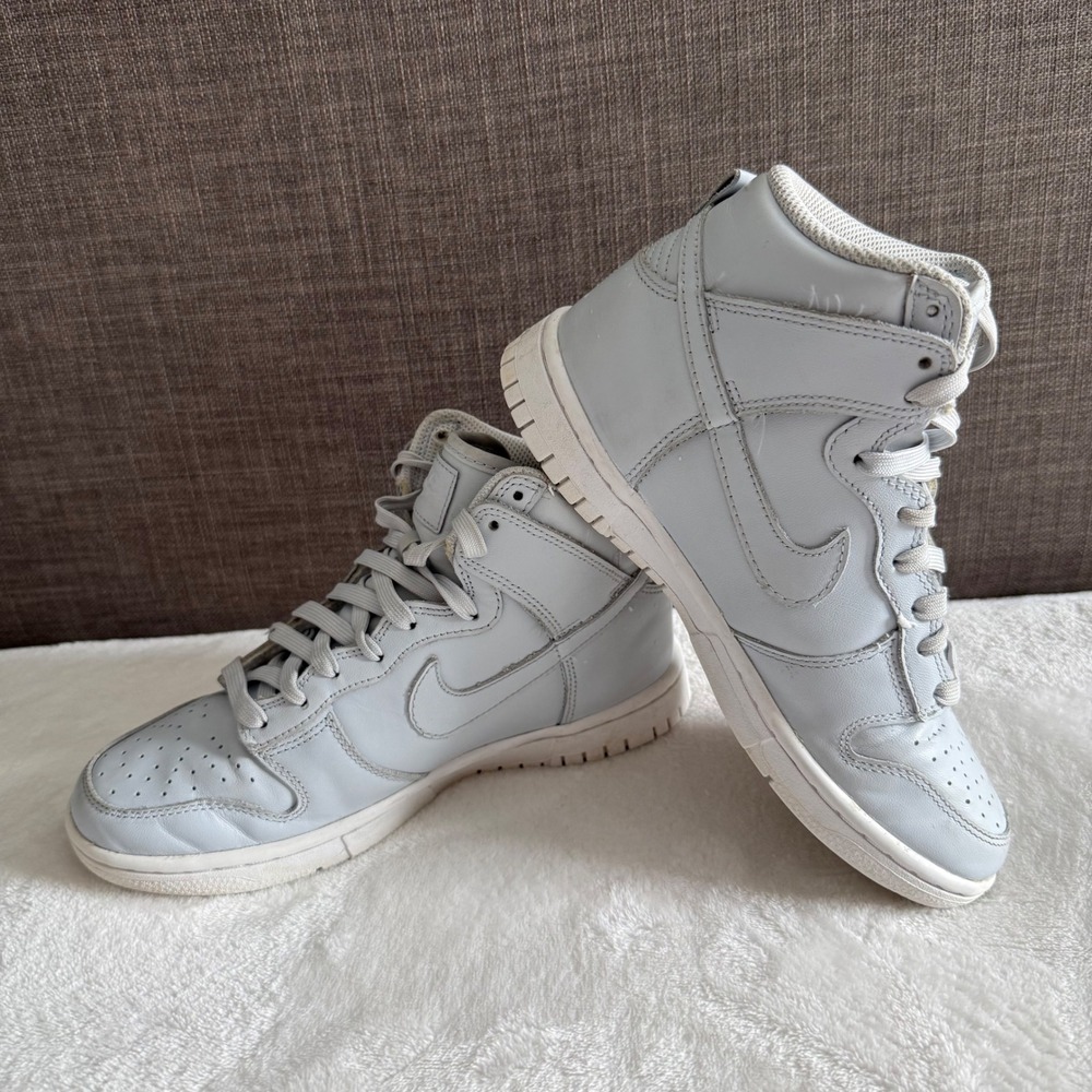 Nike Dunk High Pearl Swoosh Womens 6 Gray Leather‎ Sneakers DR5488-001